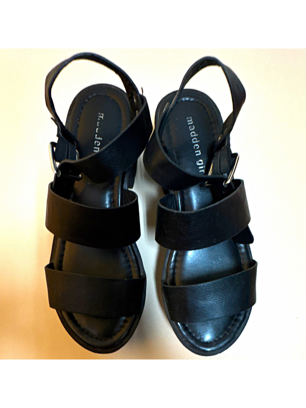 Madden Girl Black Strappy Buckle Ankle Strap Platform Lug Sandals Women 7